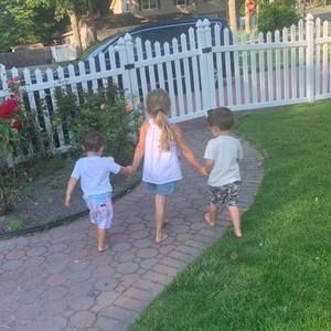 Meet your Posher, Alyson